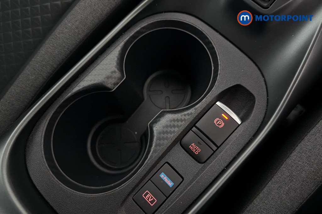 Nissan Juke N-Connecta Automatic Petrol-Electric Hybrid SUV - Stock Number (1666049) - 16th supplementary image