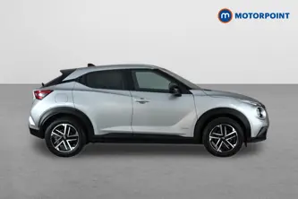 Nissan Juke N-Connecta Automatic Petrol-Electric Hybrid SUV - Stock Number (1666049) - Drivers side