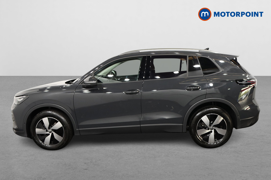 Volkswagen Tiguan Match Automatic Petrol SUV - Stock Number (1666334) - Passenger side