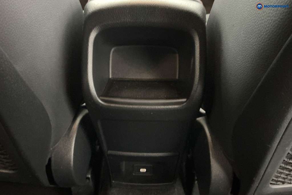 Mercedes-Benz B Class Amg Line Automatic Petrol Hatchback - Stock Number (1666382) - 10th supplementary image