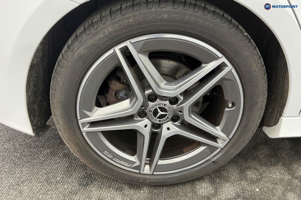 Mercedes-Benz B Class Amg Line Automatic Petrol Hatchback - Stock Number (1666382) - 32nd supplementary image