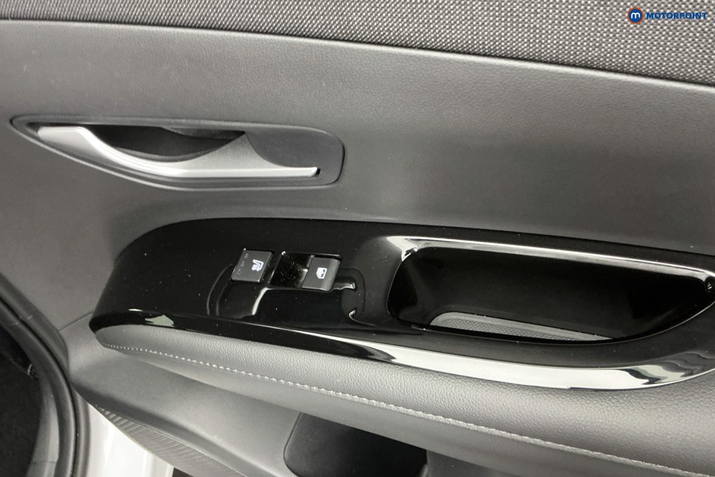 Hyundai Tucson Ultimate Automatic Petrol Plug-In Hybrid SUV - Stock Number (1666415) - 26th supplementary image