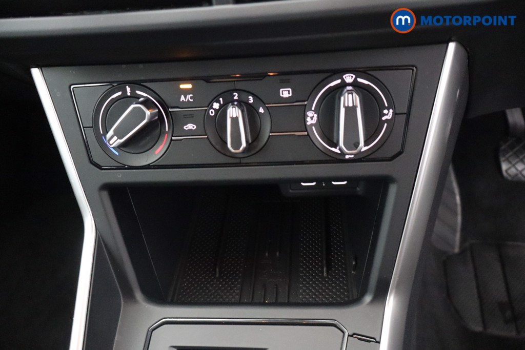 Volkswagen Polo Life Manual Petrol Hatchback - Stock Number (1667022) - 17th supplementary image