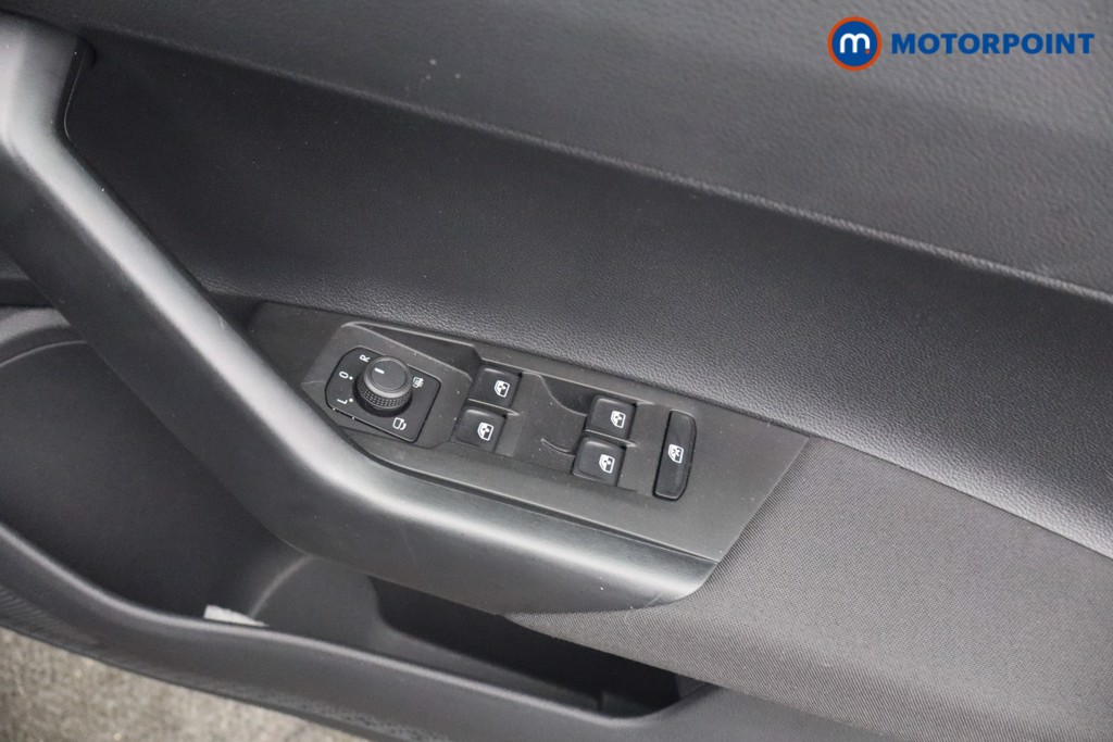 Volkswagen Polo Life Manual Petrol Hatchback - Stock Number (1667025) - 14th supplementary image
