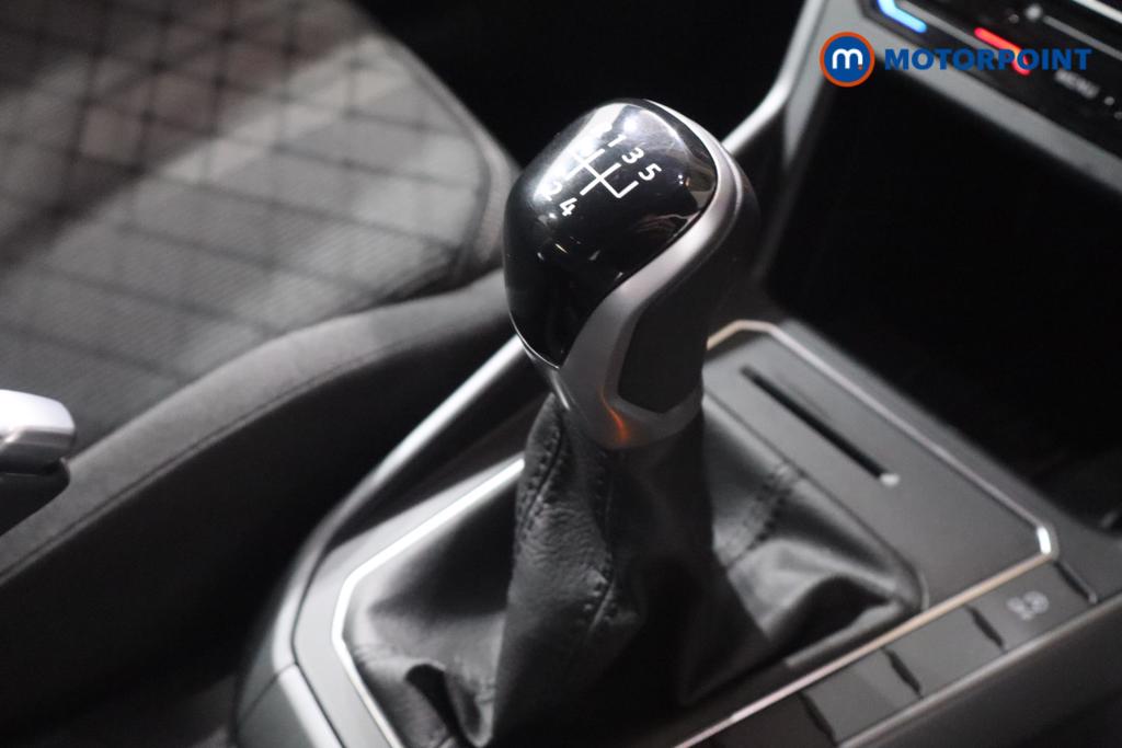 Volkswagen Polo R-Line Manual Petrol Hatchback - Stock Number (1667026) - 11th supplementary image