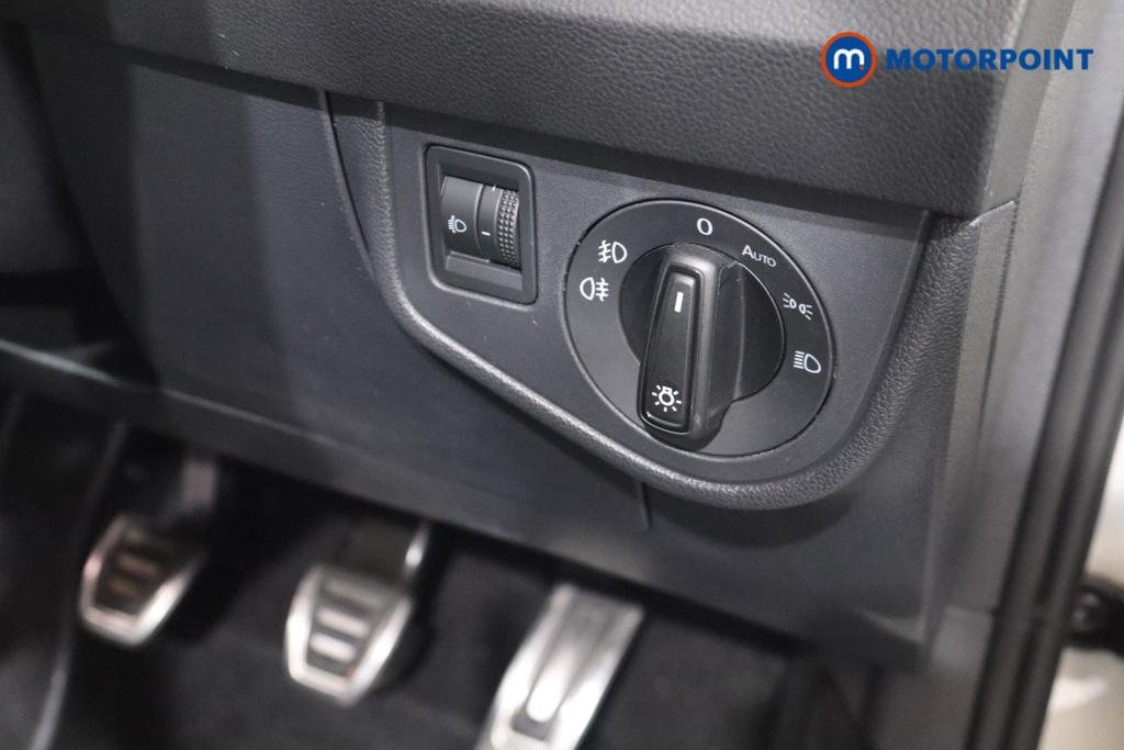 Volkswagen Polo R-Line Manual Petrol Hatchback - Stock Number (1667026) - 13th supplementary image