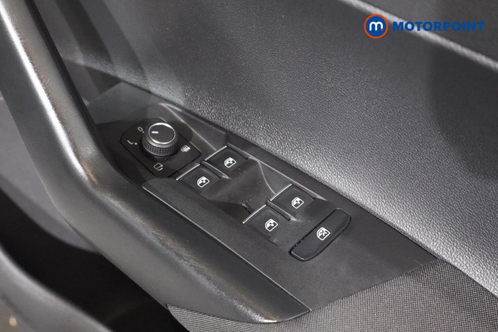 Volkswagen Polo R-Line Manual Petrol Hatchback - Stock Number (1667026) - 14th supplementary image