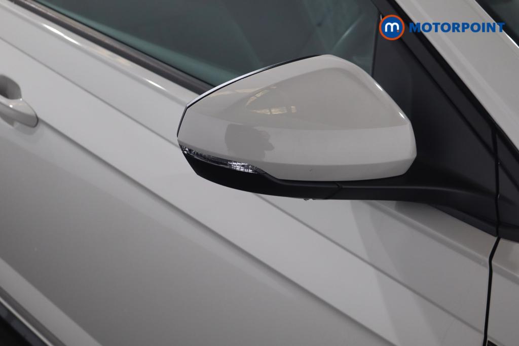 Volkswagen Polo R-Line Manual Petrol Hatchback - Stock Number (1667026) - 17th supplementary image