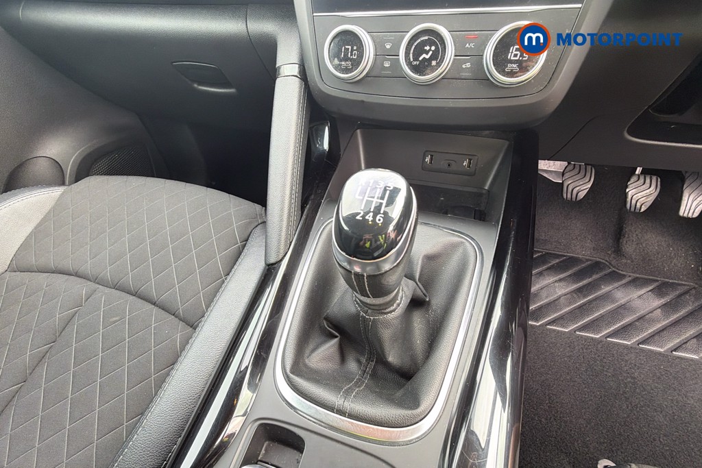Renault Kadjar Iconic Manual Petrol SUV - Stock Number (1667455) - 3rd supplementary image
