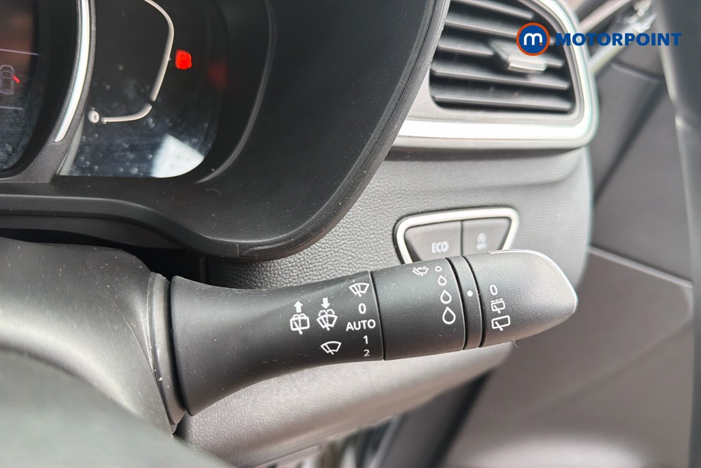 Renault Kadjar Iconic Manual Petrol SUV - Stock Number (1667455) - 7th supplementary image