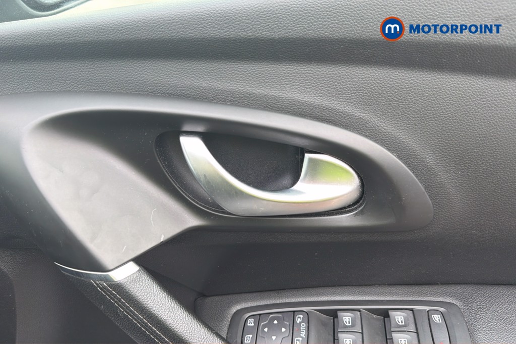Renault Kadjar Iconic Manual Petrol SUV - Stock Number (1667455) - 19th supplementary image