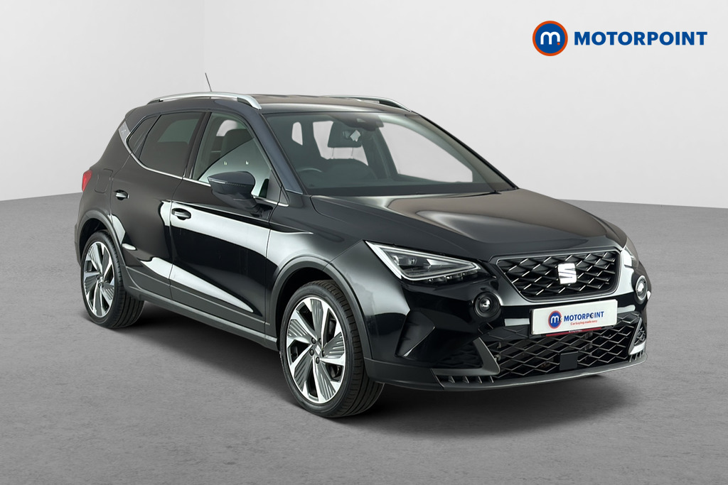 SEAT Arona listing photo