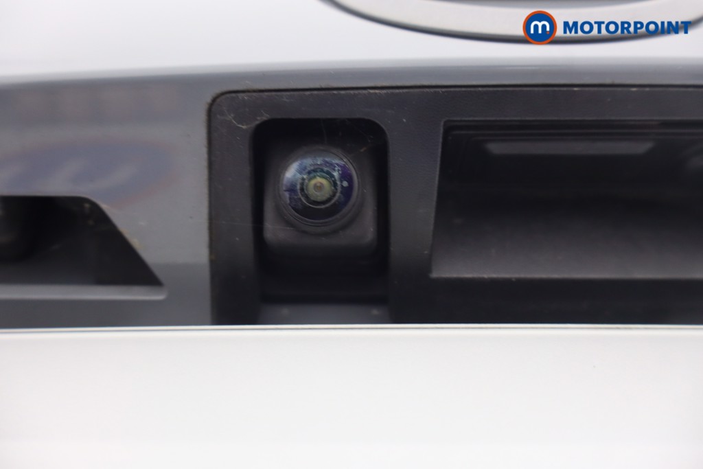 Nissan Juke Tekna Manual Petrol SUV - Stock Number (1667733) - 5th supplementary image