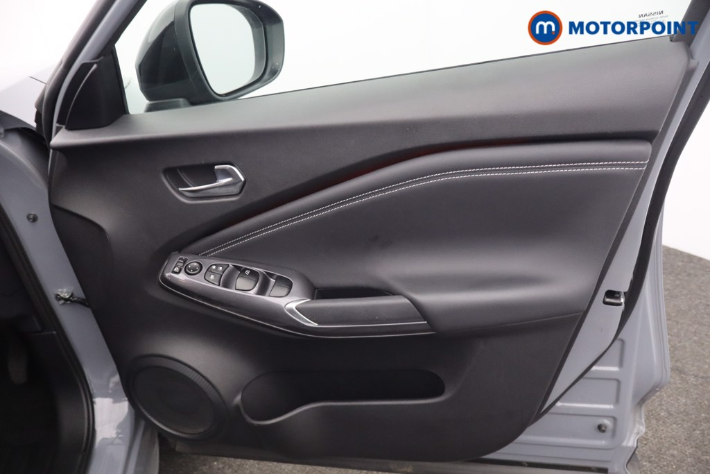 Nissan Juke Tekna Manual Petrol SUV - Stock Number (1667733) - 10th supplementary image