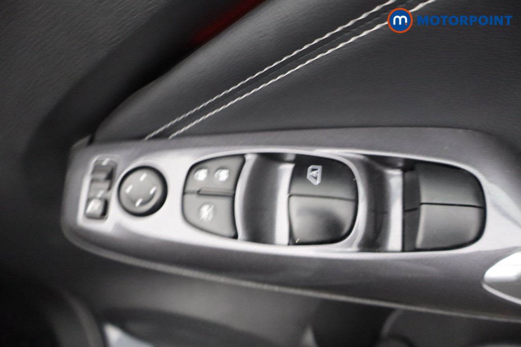 Nissan Juke Tekna Manual Petrol SUV - Stock Number (1667733) - 11th supplementary image
