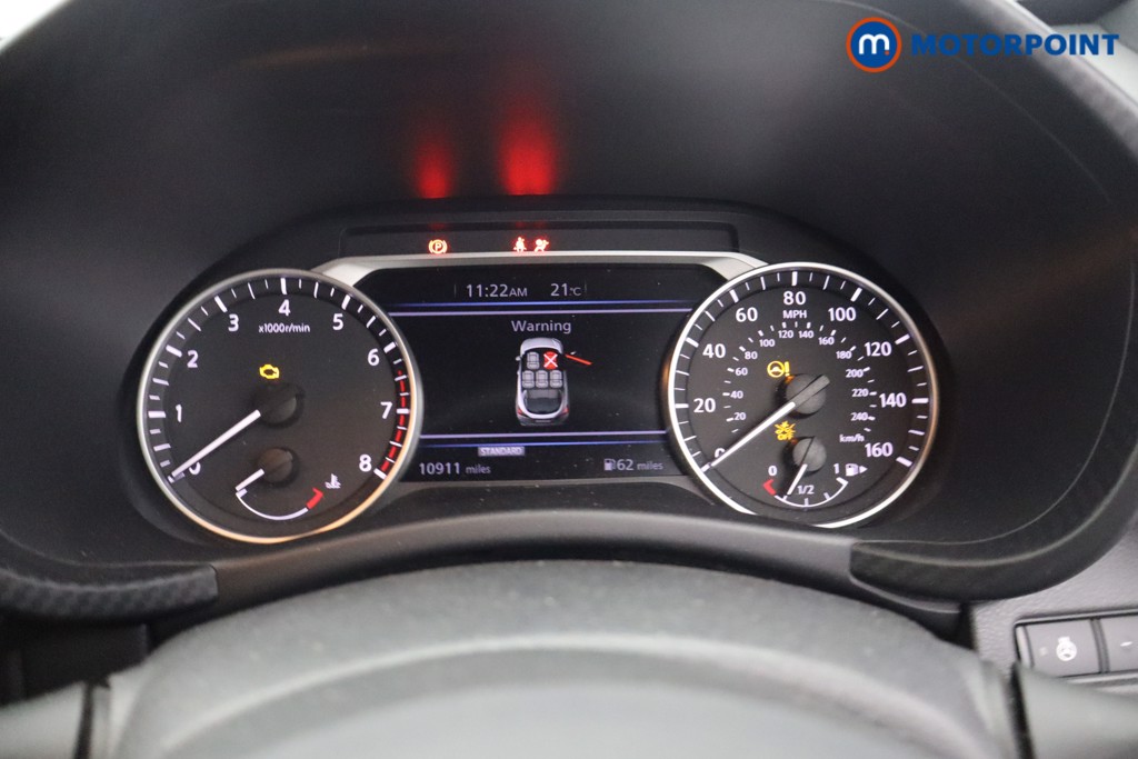 Nissan Juke Tekna Manual Petrol SUV - Stock Number (1667733) - 16th supplementary image