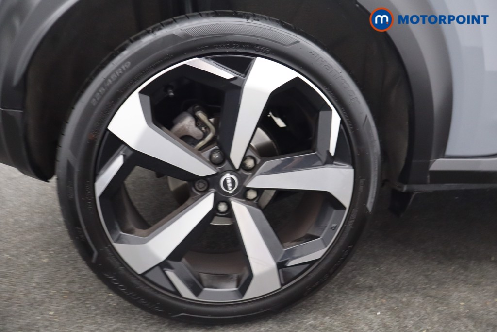 Nissan Juke Tekna Manual Petrol SUV - Stock Number (1667733) - 30th supplementary image