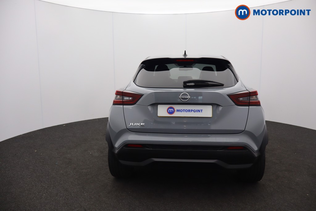 Nissan Juke Tekna Manual Petrol SUV - Stock Number (1667733) - 1st supplementary image