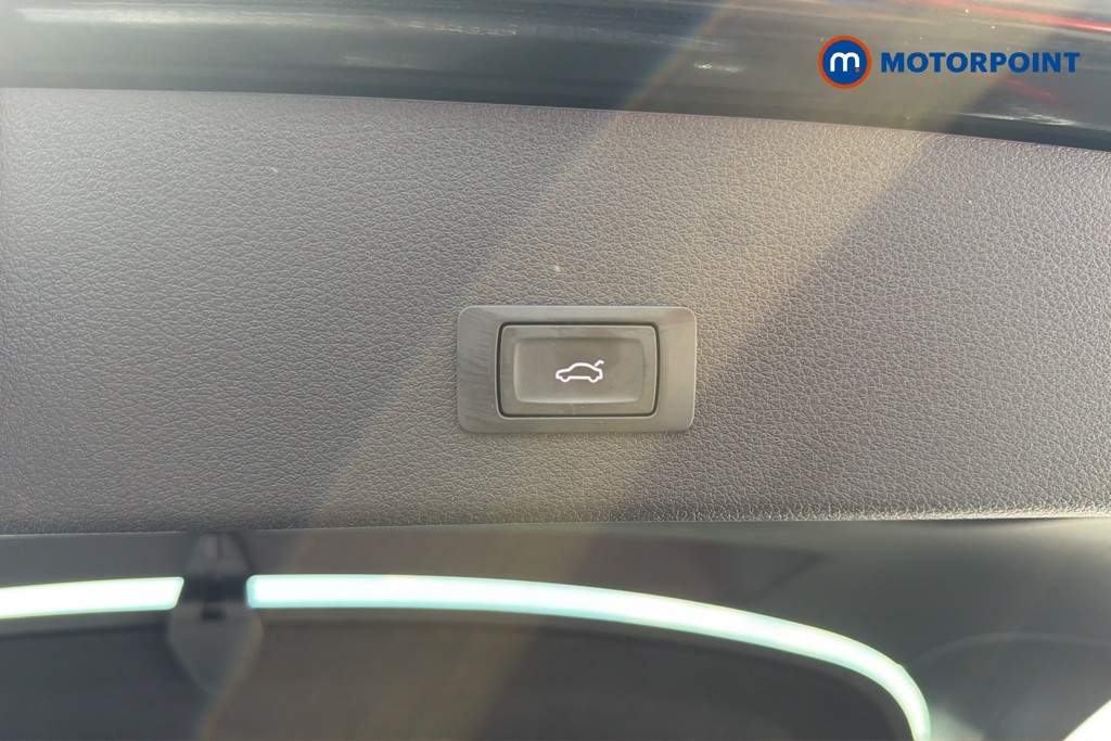 Audi Q8 Sport Automatic Electric SUV - Stock Number (1667792) - 34th supplementary image
