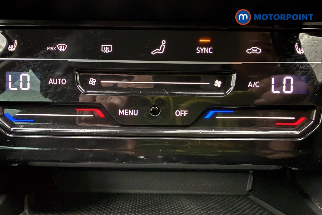 Volkswagen Passat GTE Automatic Petrol Plug-In Hybrid Estate - Stock Number (1667831) - 16th supplementary image