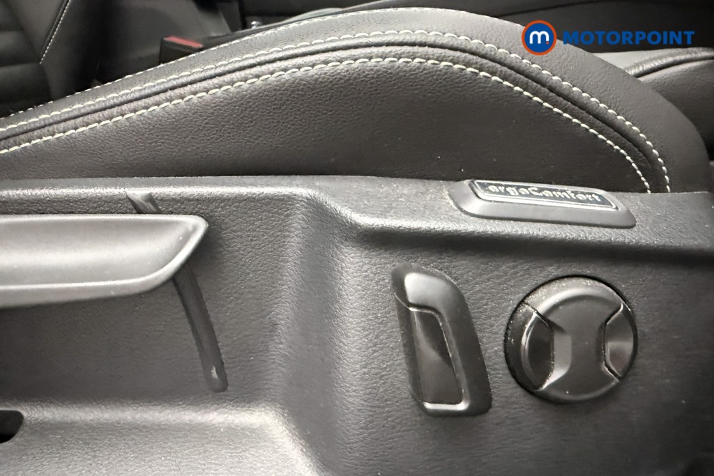 Volkswagen Passat GTE Automatic Petrol Plug-In Hybrid Estate - Stock Number (1667831) - 18th supplementary image