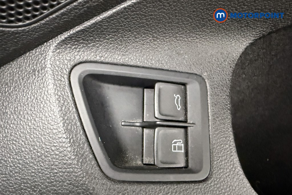 Volkswagen Passat GTE Automatic Petrol Plug-In Hybrid Estate - Stock Number (1667831) - 21st supplementary image