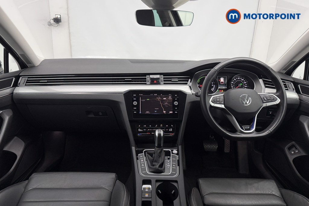 Volkswagen Passat GTE Automatic Petrol Plug-In Hybrid Estate - Stock Number (1667831) - 1st supplementary image