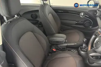 Mini Hatchback Cooper Classic Manual Petrol Hatchback - Stock Number (1667836) - 22nd supplementary image