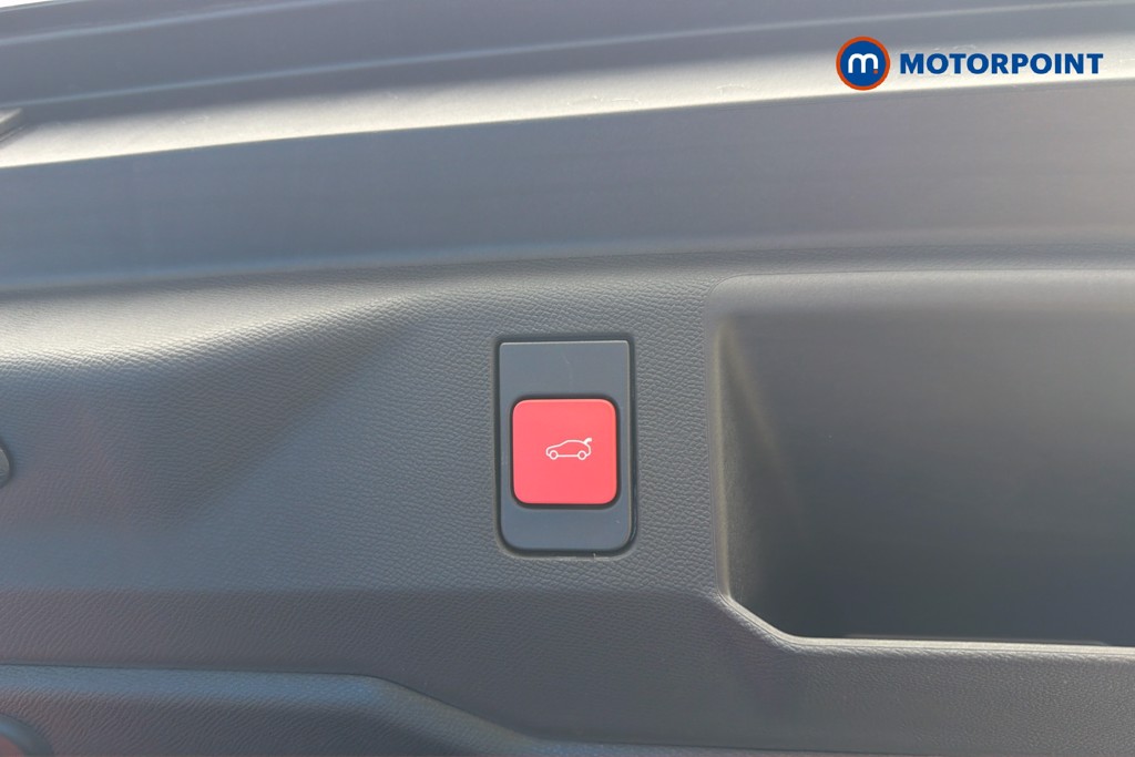 Peugeot 5008 GT Automatic Petrol SUV - Stock Number (1667849) - 35th supplementary image