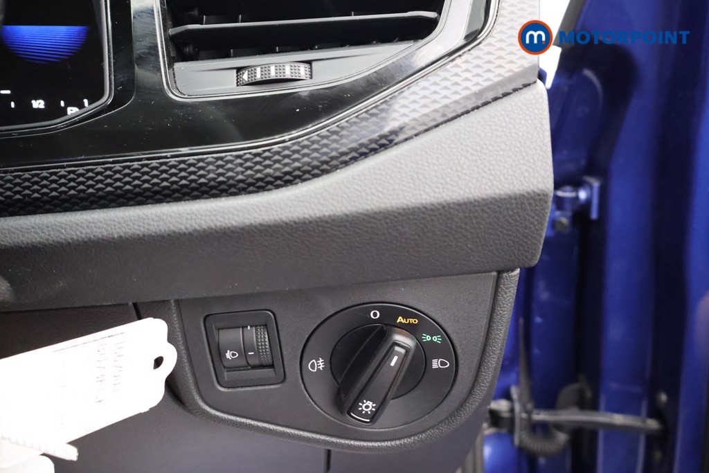 Volkswagen Polo Life Manual Petrol Hatchback - Stock Number (1667901) - 7th supplementary image