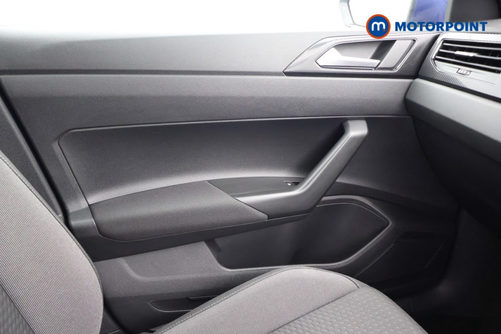 Volkswagen Polo Life Manual Petrol Hatchback - Stock Number (1667901) - 12th supplementary image