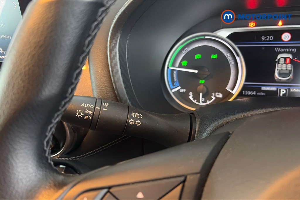 Nissan Juke N-Connecta Automatic Petrol-Electric Hybrid SUV - Stock Number (1667955) - 6th supplementary image