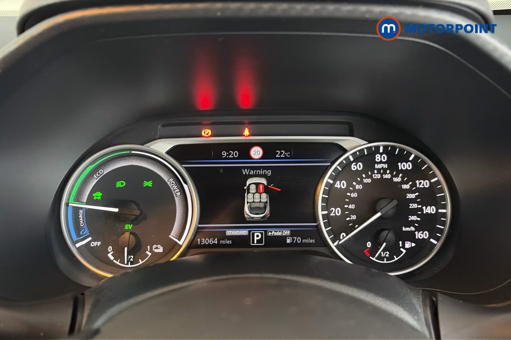 Nissan Juke N-Connecta Automatic Petrol-Electric Hybrid SUV - Stock Number (1667955) - 8th supplementary image