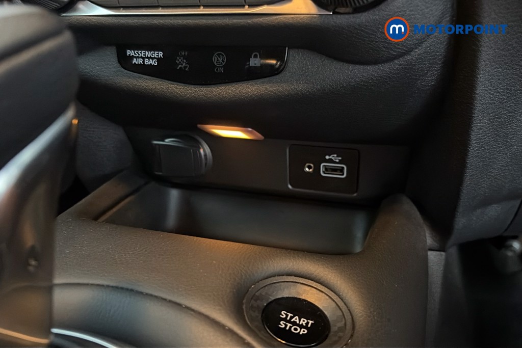 Nissan Juke N-Connecta Automatic Petrol-Electric Hybrid SUV - Stock Number (1667955) - 17th supplementary image