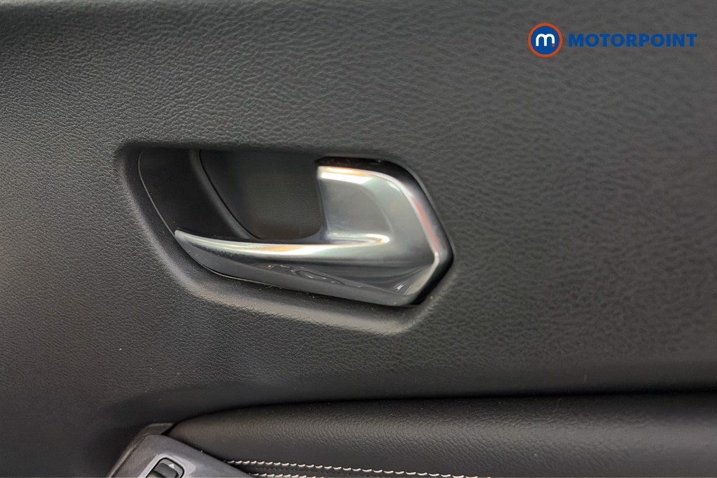 Nissan Juke N-Connecta Automatic Petrol-Electric Hybrid SUV - Stock Number (1667955) - 42nd supplementary image