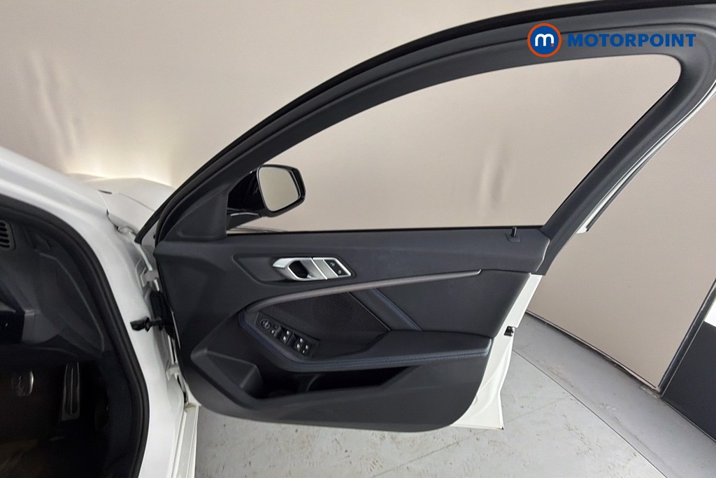 BMW 1 Series M Sport Manual Petrol Hatchback - Stock Number (1668119) - 19th supplementary image