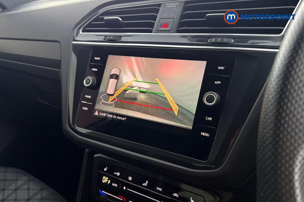 Volkswagen Tiguan R-Line Automatic Diesel SUV - Stock Number (1668136) - 13th supplementary image
