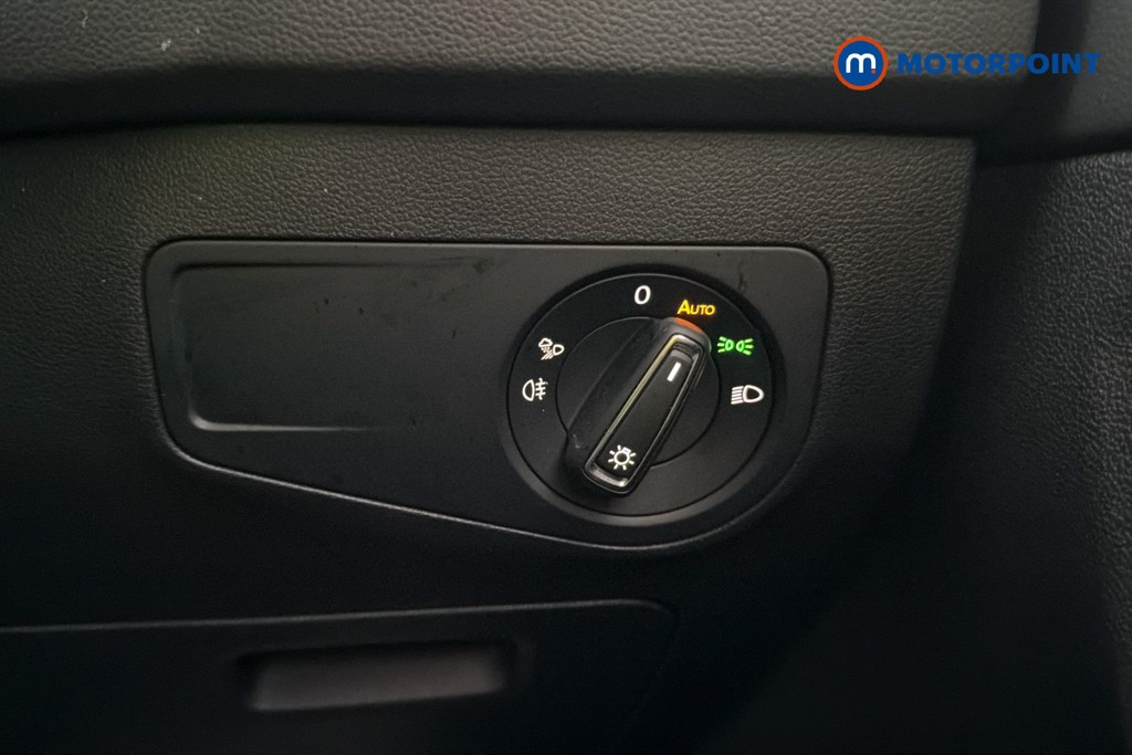 Volkswagen Tiguan R-Line Automatic Diesel SUV - Stock Number (1668136) - 18th supplementary image