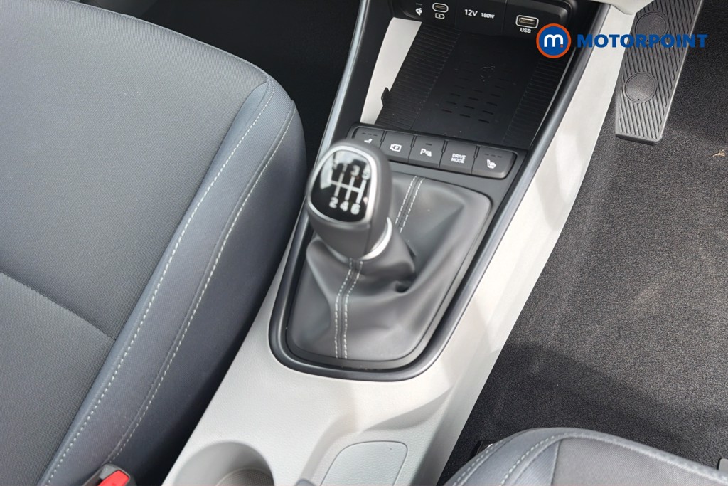 Hyundai Bayon Ultimate Manual Petrol SUV - Stock Number (1668168) - 7th supplementary image