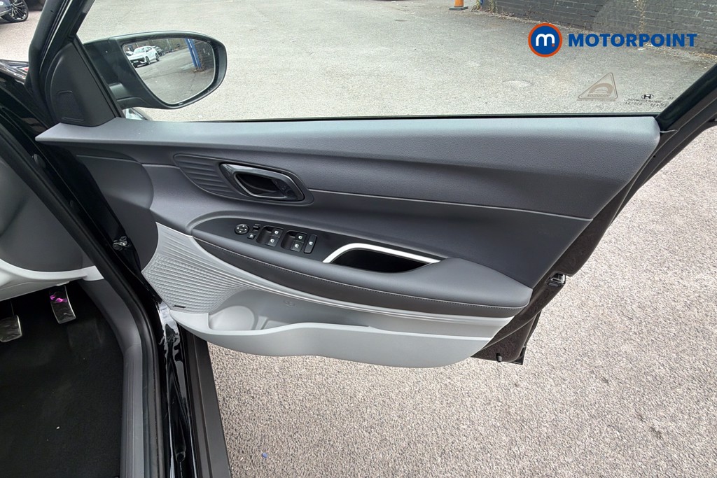 Hyundai Bayon Ultimate Manual Petrol SUV - Stock Number (1668168) - 38th supplementary image