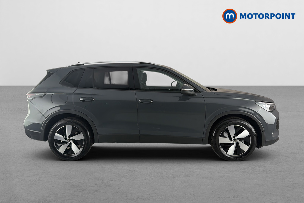 Volkswagen Tiguan Match Automatic Petrol SUV - Stock Number (1668183) - Passenger side