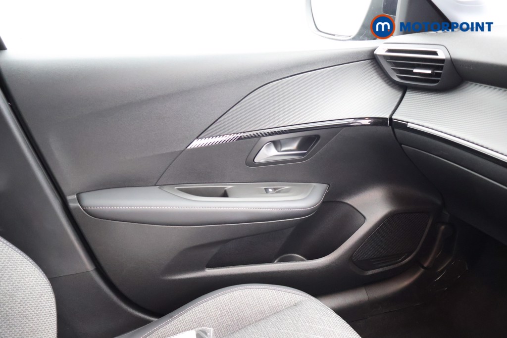 Peugeot 208 Allure Manual Petrol Hatchback - Stock Number (1668241) - 17th supplementary image