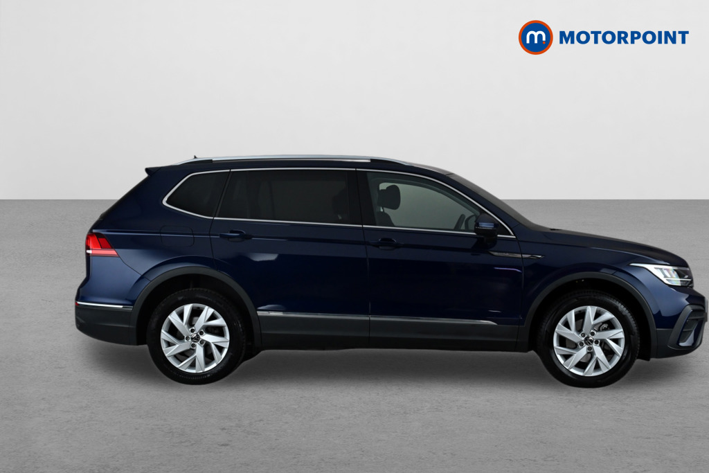 Volkswagen Tiguan Allspace Life Automatic Petrol SUV - Stock Number (1668312) - Drivers side