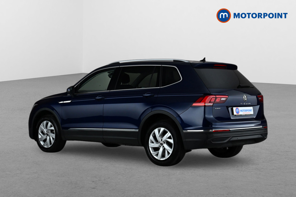 Volkswagen Tiguan Allspace Life Automatic Petrol SUV - Stock Number (1668312) - Passenger side rear corner