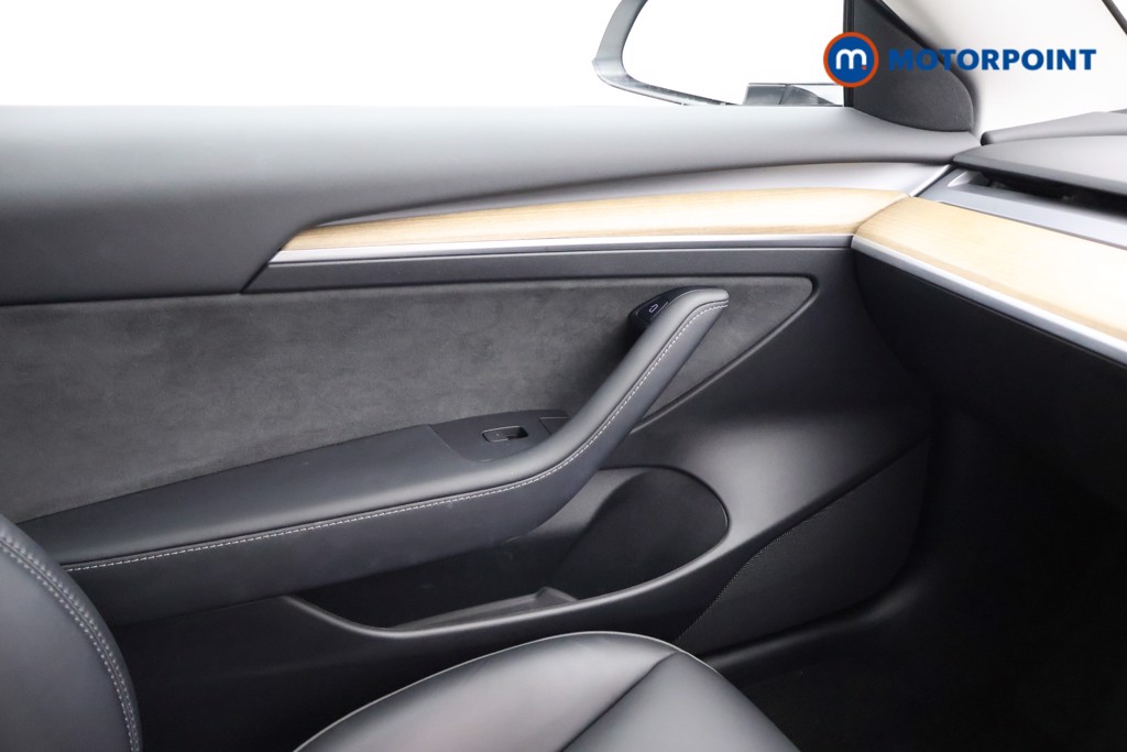 Tesla Model 3 Standard Plus Automatic Electric Saloon - Stock Number (1668332) - 11th supplementary image