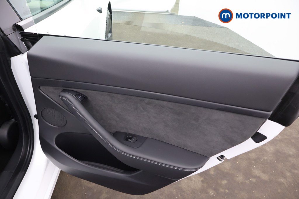 Tesla Model 3 Standard Plus Automatic Electric Saloon - Stock Number (1668332) - 21st supplementary image