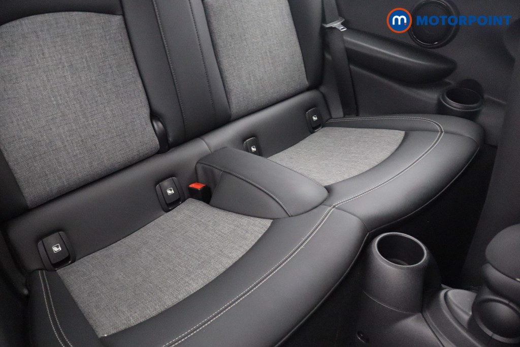 Mini Hatchback Cooper S Level 2 Automatic Electric Hatchback - Stock Number (1668414) - 11th supplementary image
