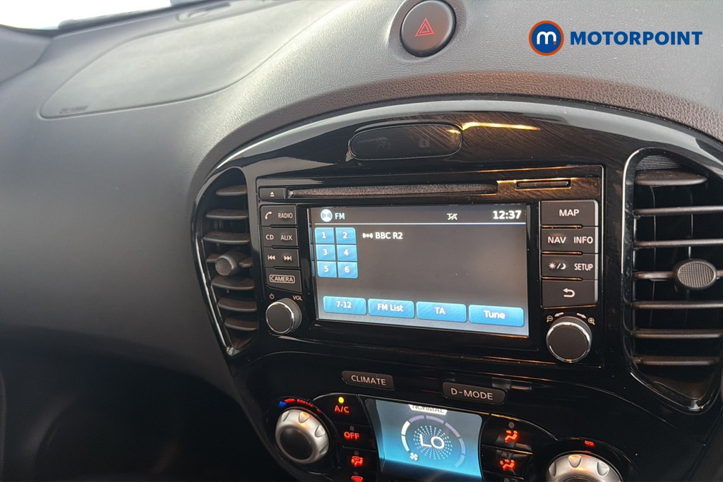Nissan Juke Tekna Automatic Petrol SUV - Stock Number (1668431) - 8th supplementary image