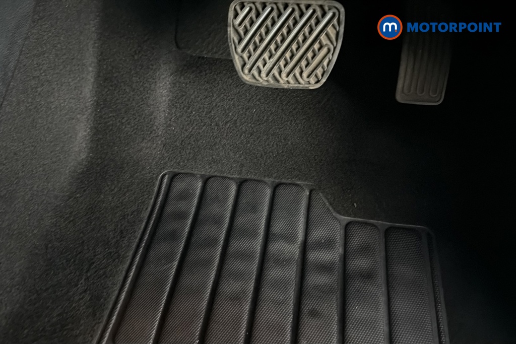 Nissan Juke Tekna Automatic Petrol SUV - Stock Number (1668431) - 24th supplementary image