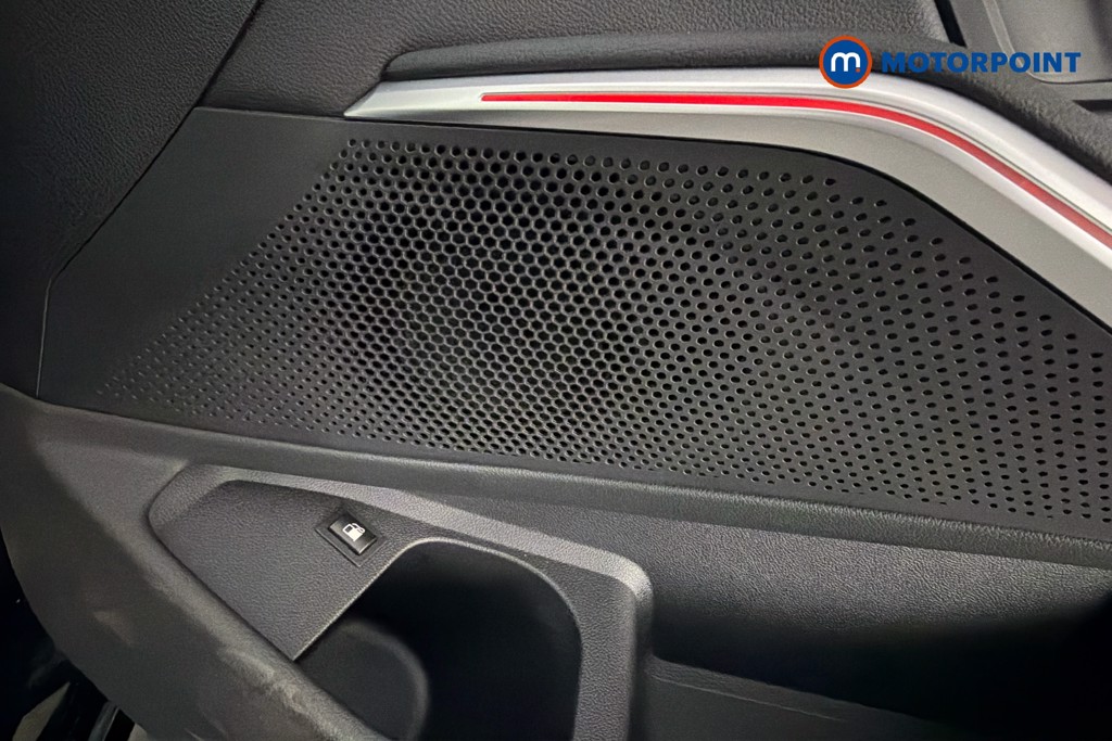 BMW 3 Series M Sport Automatic Petrol Plug-In Hybrid Saloon - Stock Number (1668451) - 21st supplementary image